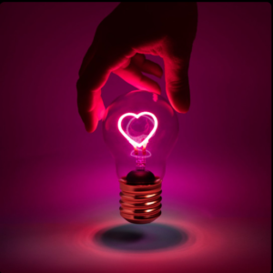 Безжична Крушка със Сърце