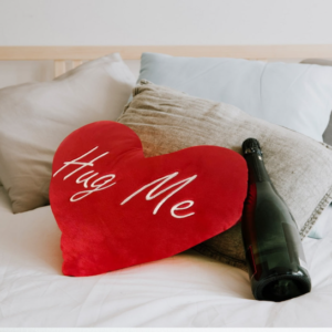 Затопляща Възглавничка Сърце